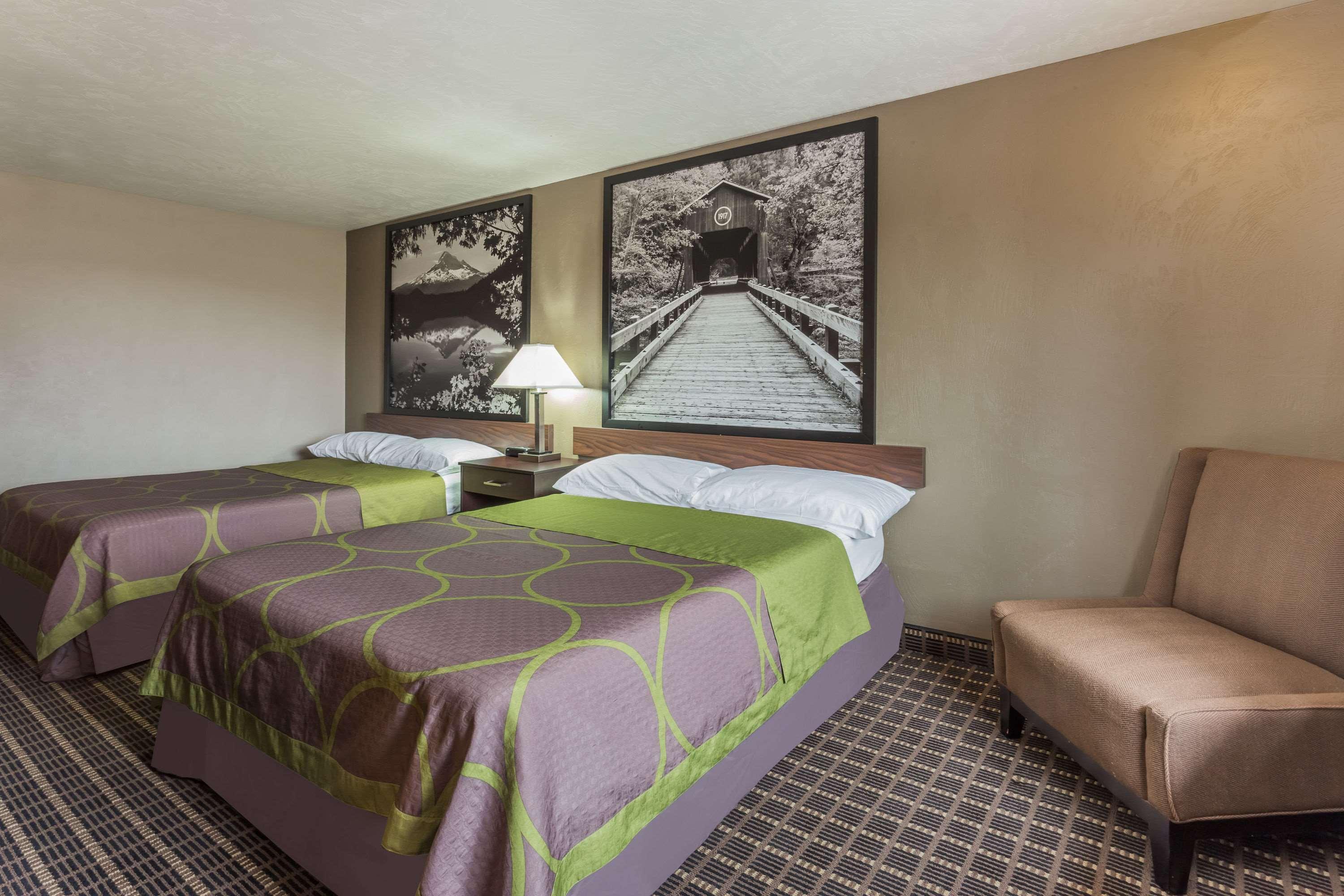 Super 8 By Wyndham Corvallis Eksteriør bilde
